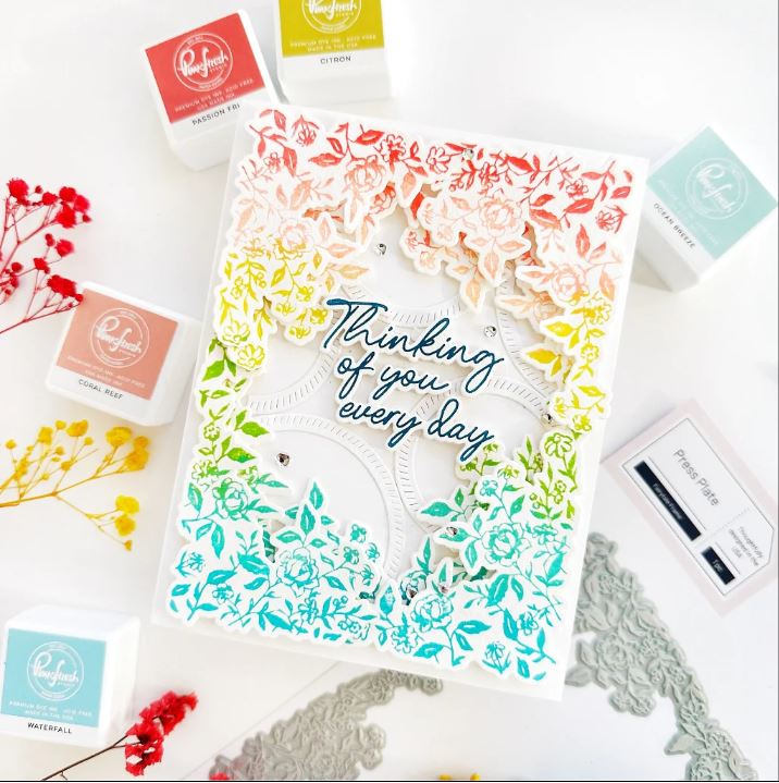 Pinkfresh Studio Fairytale Frame press plate