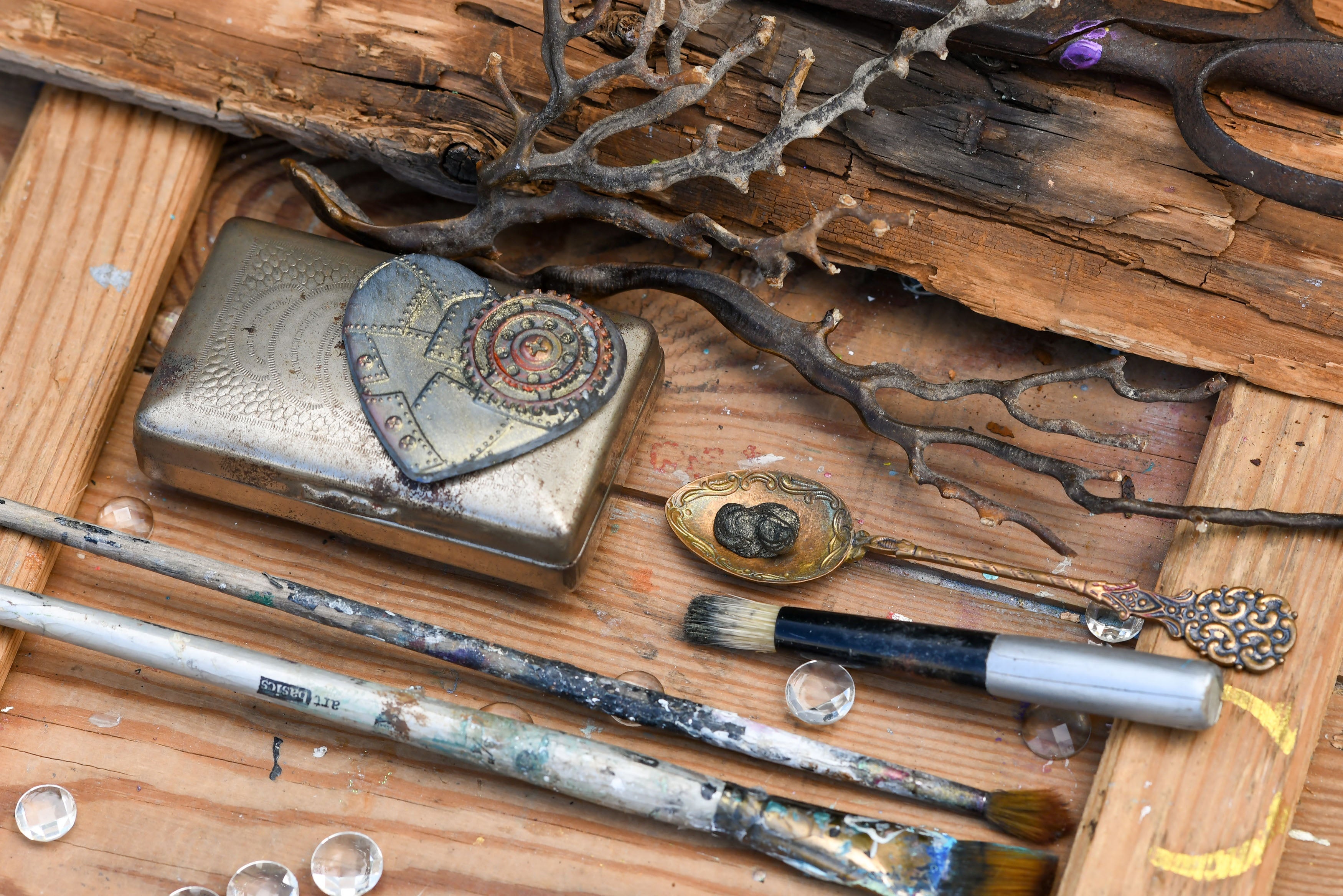 Finnabair Art Alchemy Metallique Wax .68 Fluid Ounce-Black Gold